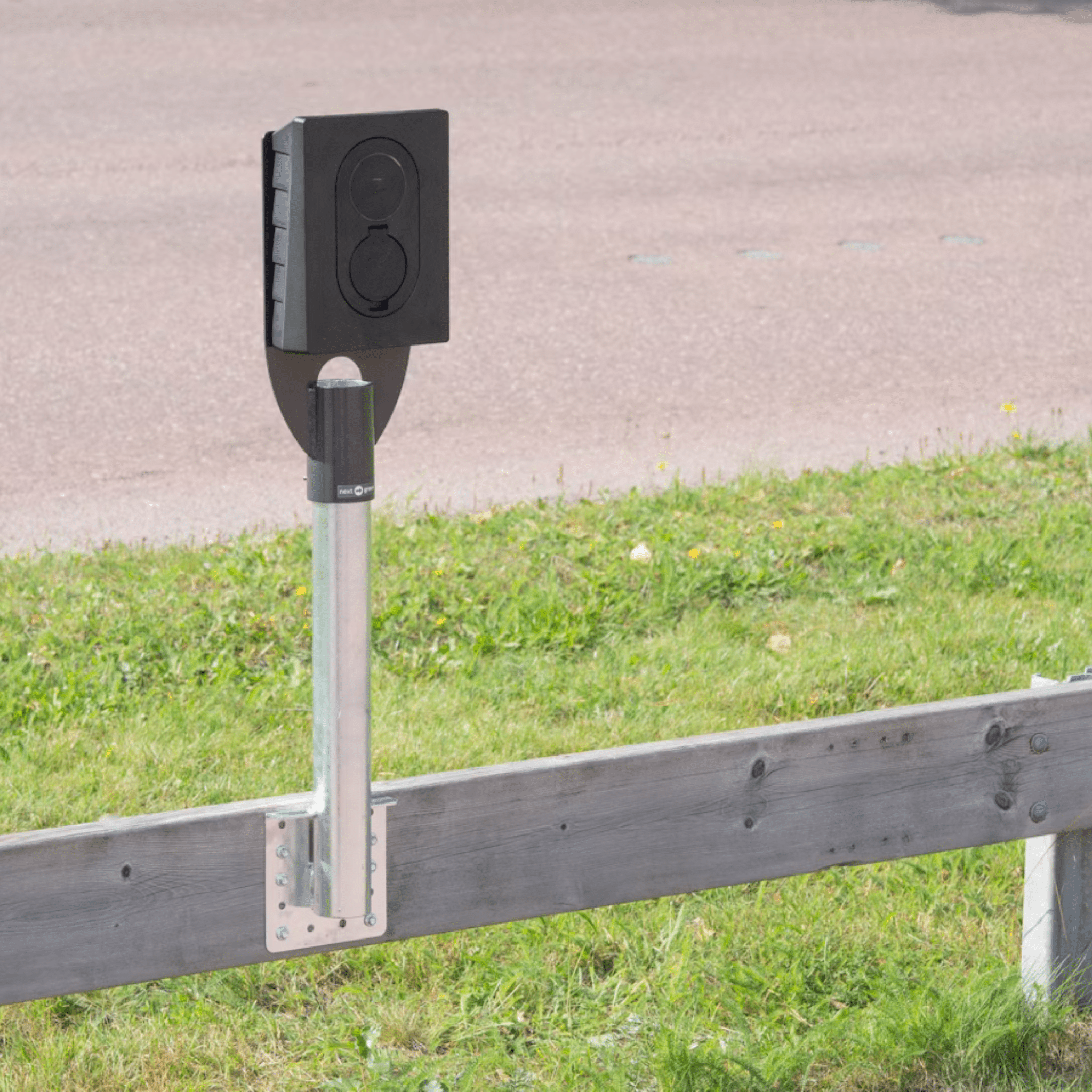 Stolpfäste för Zaptec Go - eviQ